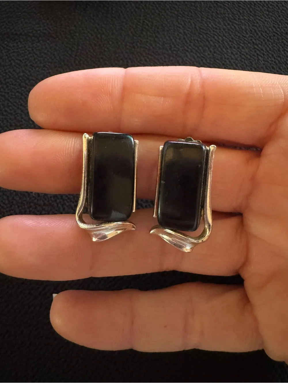 Vintage sleek clip